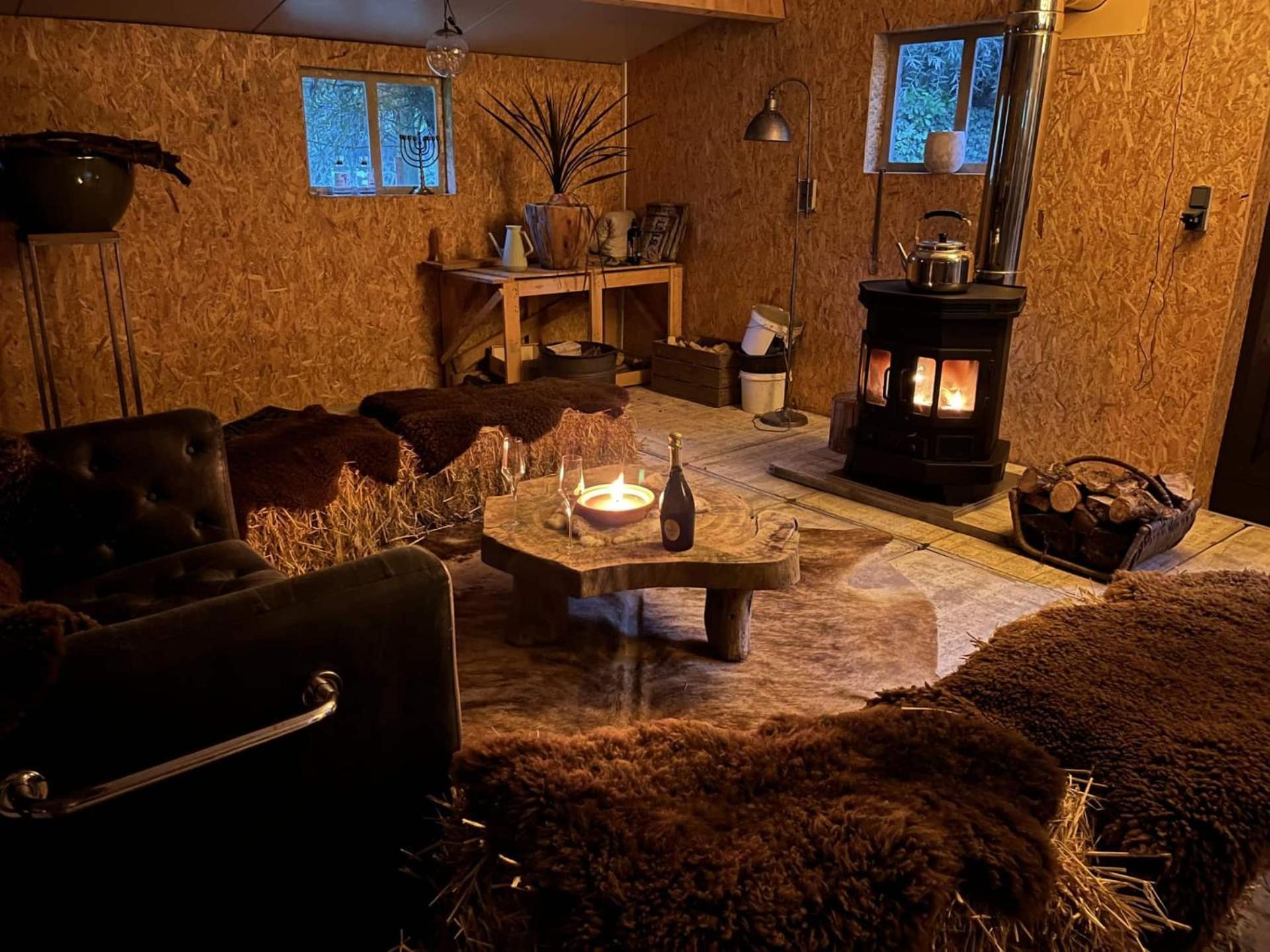 Bed & Breakfast+ De Kooimolen Dreumel Extérieur photo