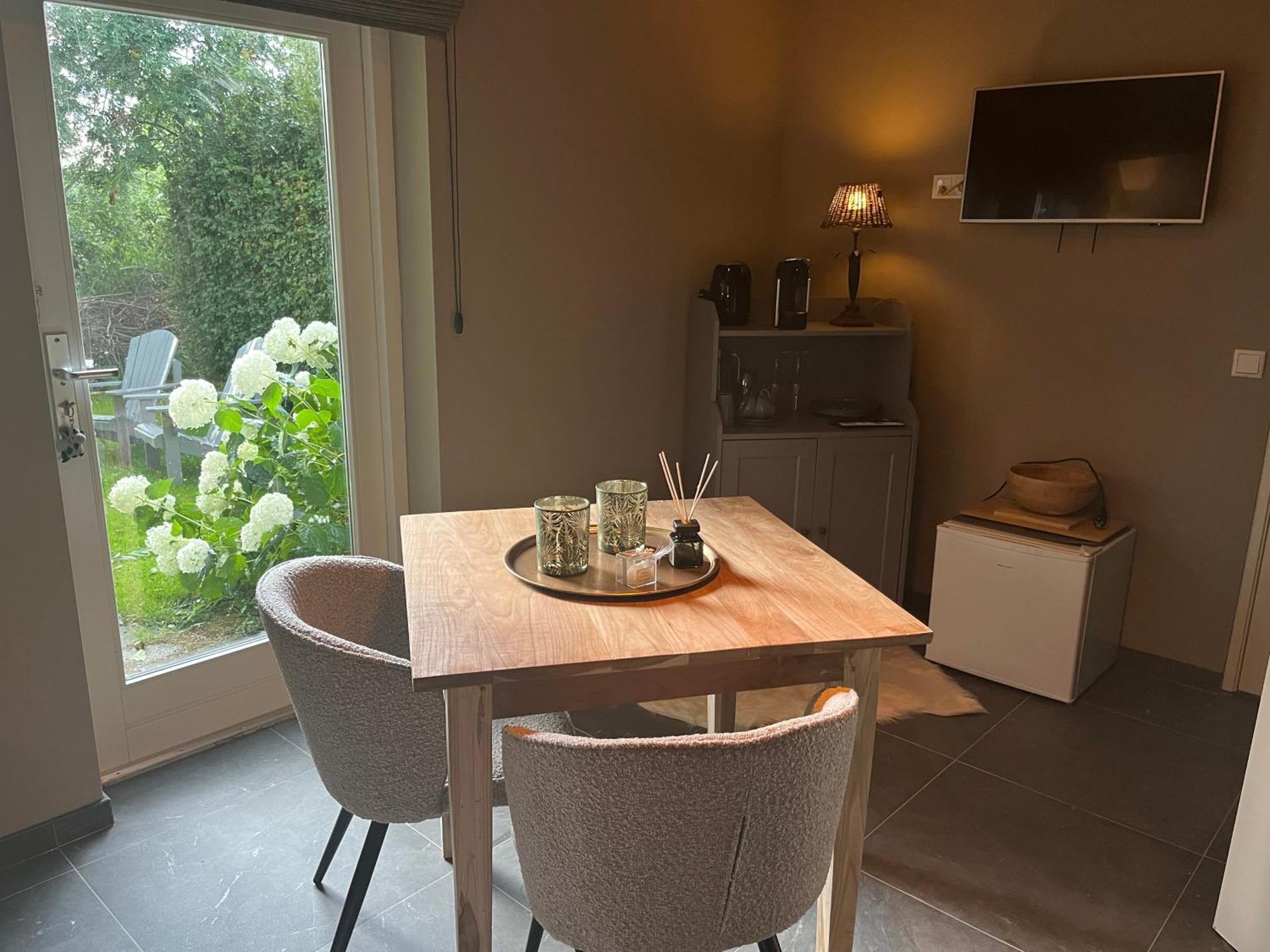 Bed & Breakfast+ De Kooimolen Dreumel Extérieur photo